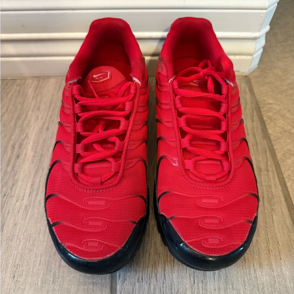 Nike Bold Red Sneakers (youth)